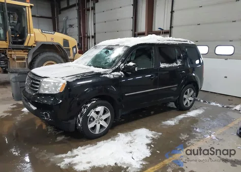 2015 Honda Pilot Touring z USA, uszkodzony, nr VIN 5FNYF4H96FB024812